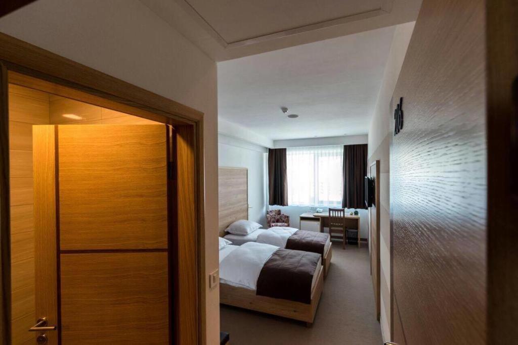 Hotel Novitas Livno Εξωτερικό φωτογραφία