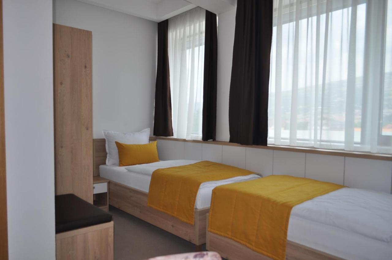 Hotel Novitas Livno Εξωτερικό φωτογραφία
