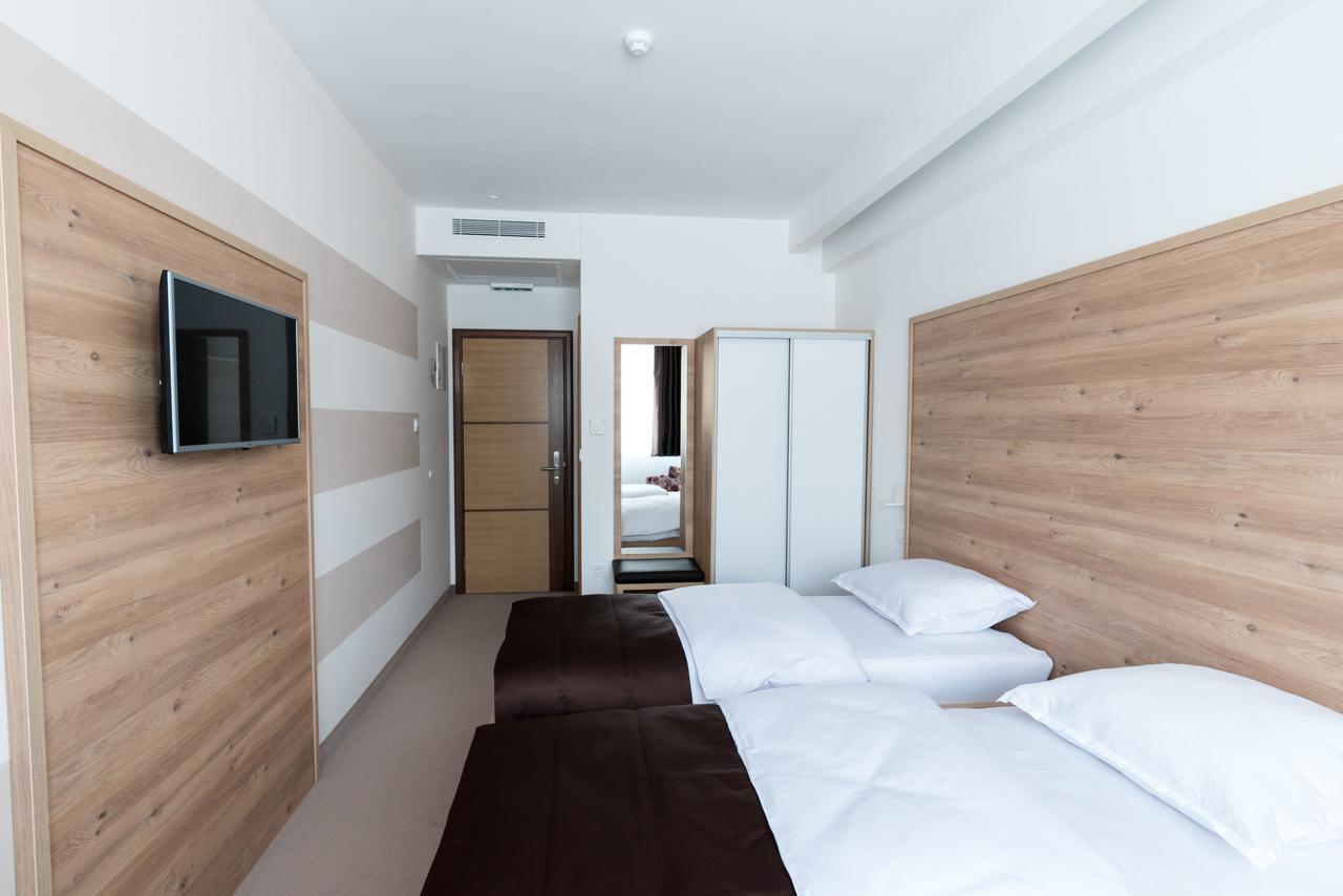 Hotel Novitas Livno Εξωτερικό φωτογραφία