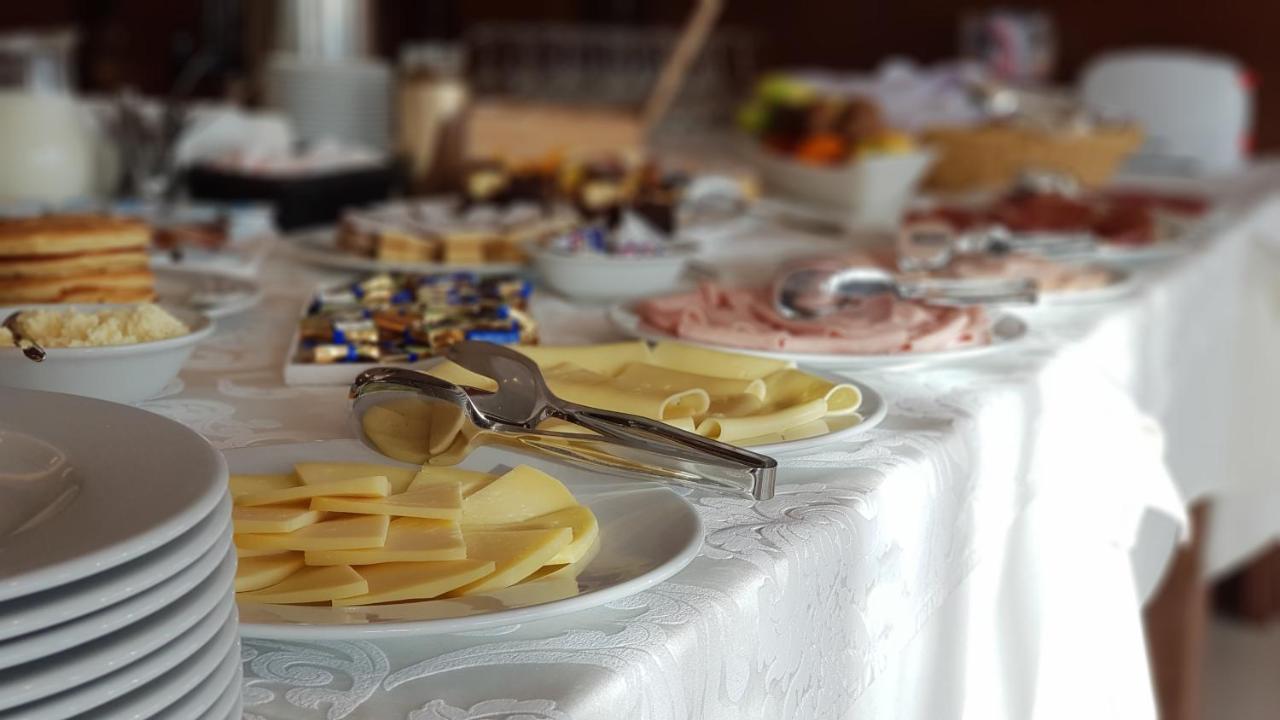 Hotel Novitas Livno Εξωτερικό φωτογραφία